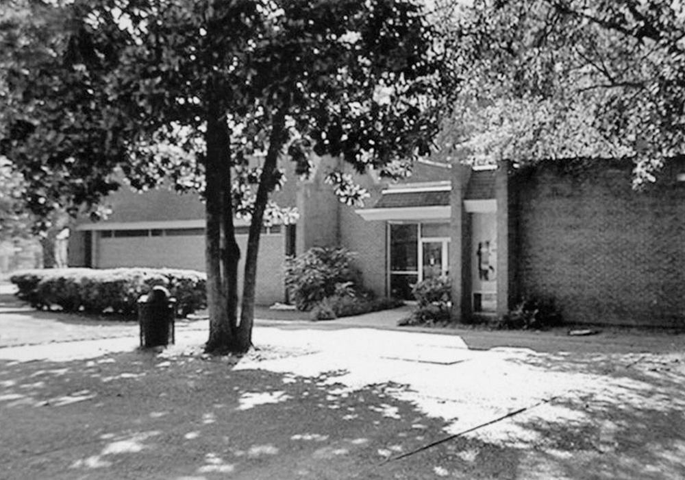 Library at 7771 Poplar Pike, 1968