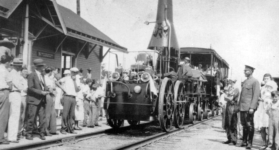The Best Friend of Charleston arriving at the Germantown Depot in 1928