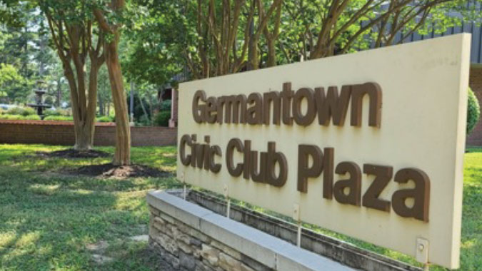 Germantown Civic Club Plaza, Entrance on Poplar Pike